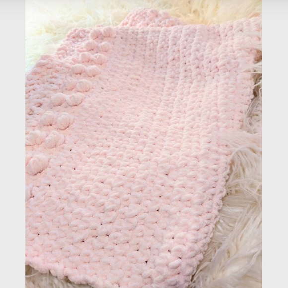 Blush Bobble Blanket - Picture 2 of 4